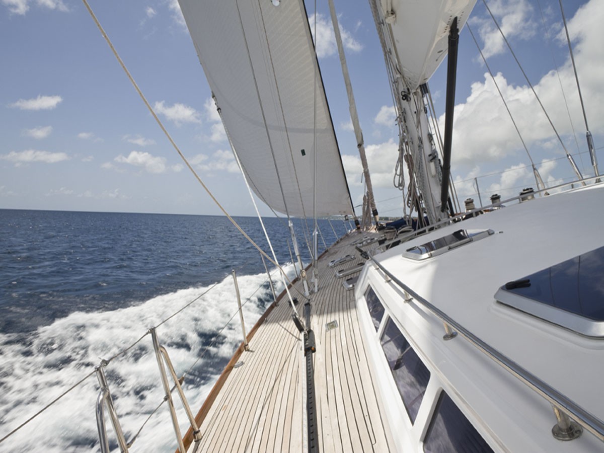 private yacht zanzibar